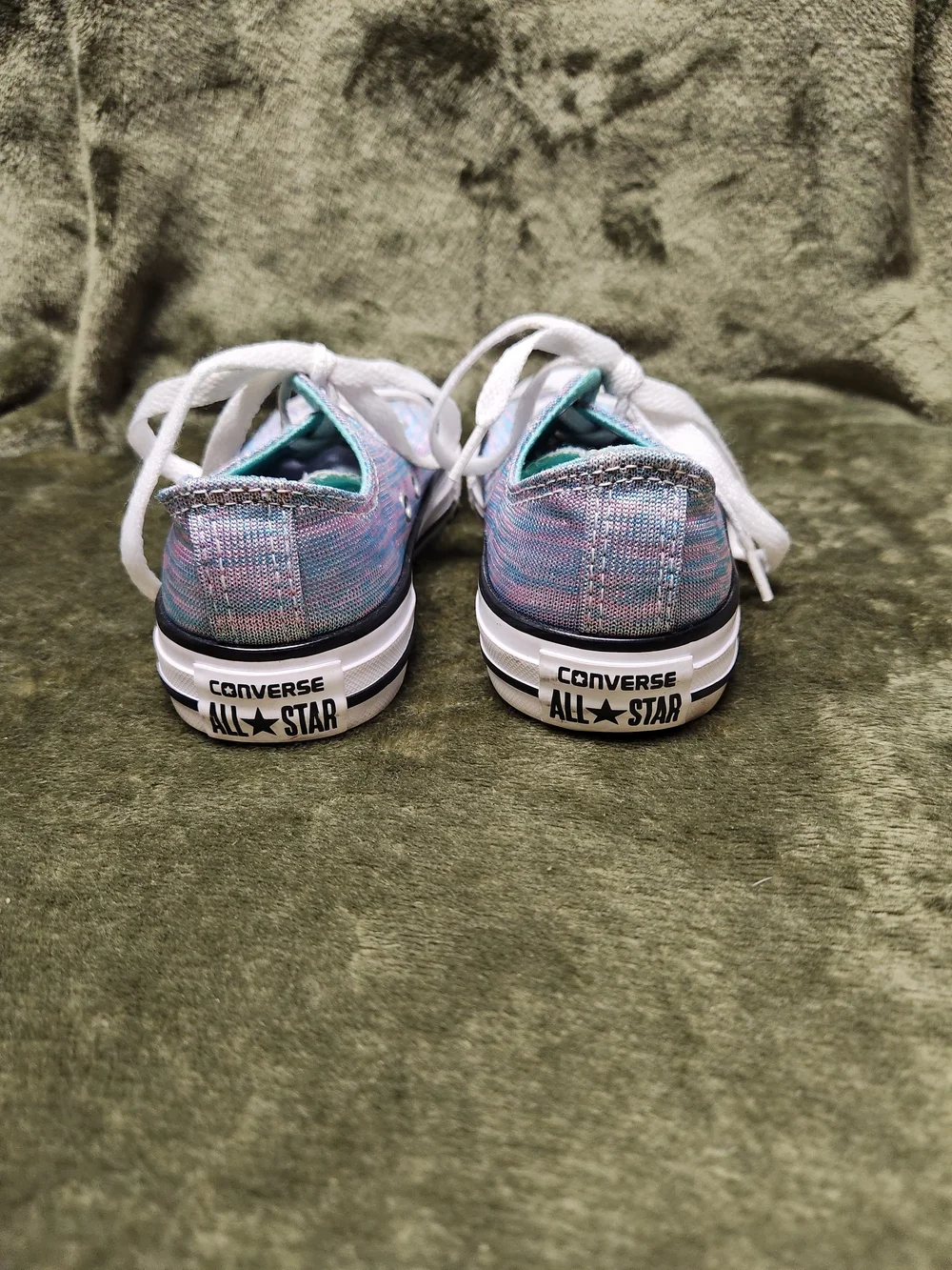 Converse classic low